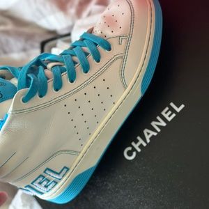 CHANEL men’s blue high top size 41